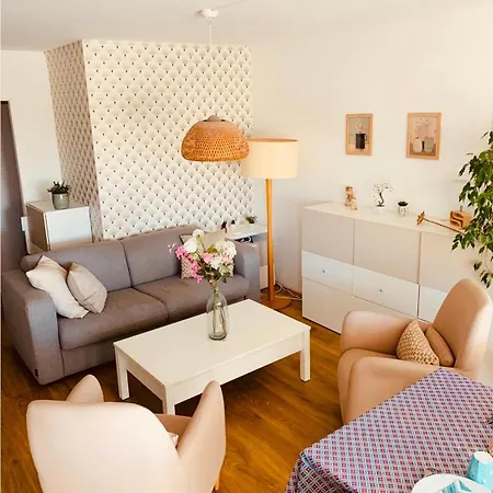 Apartment Magnifique T2 - Terrasse Ensoleillee Et Parking Prive Antibes